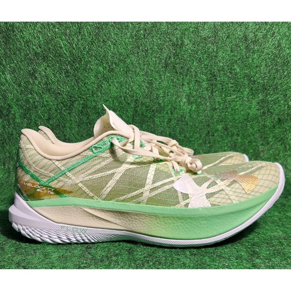 Athletic_Shoes
